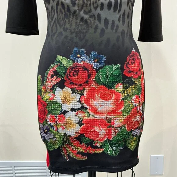 Dress - Picture 4 of 4